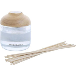 YANKEE CANDLE by Yankee Candle (UNISEX) - FRESH CUT ROSES REED DIFFUSER 4.2 OZ